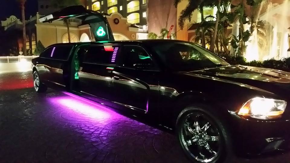 Daytona Limos Dodge Charger limo 